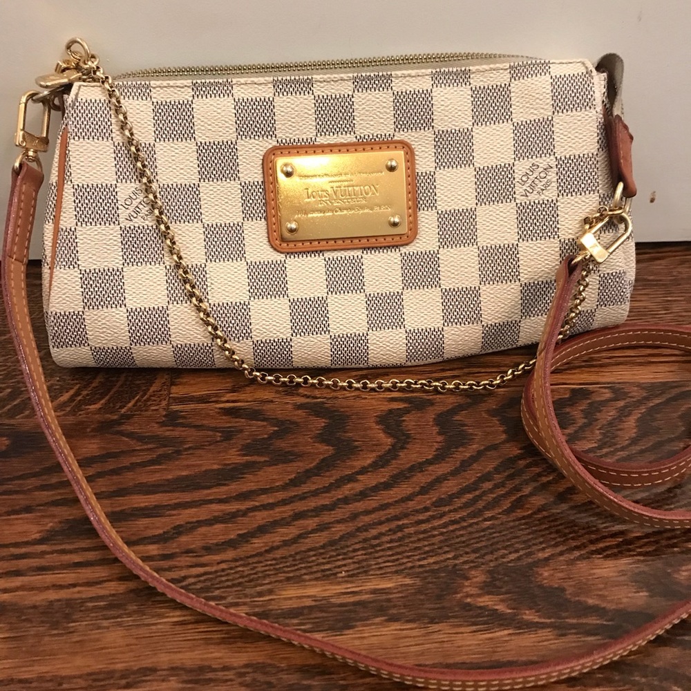 Louis Vuitton Crossbody bag Eva Damien Azur